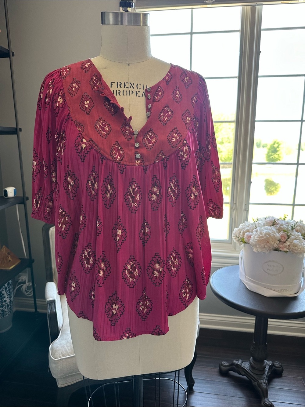 Anthropologie Fuchsia Floral-Print Button V-Neck Peasant Blouse, Medium